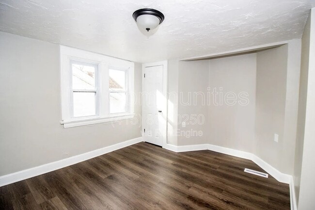 Building Photo - 5153 Cato St