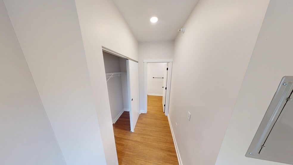 Building Photo - REO Gateway