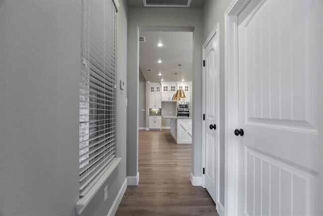 Building Photo - 4 bed 2 bath Cooper ISD