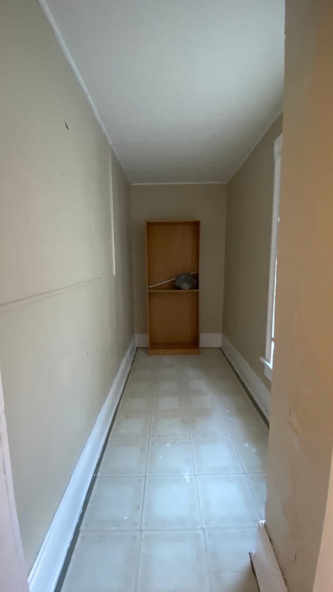 Building Photo - 401 1st Ave