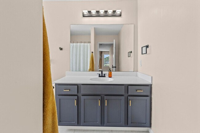 Building Photo - 132 Azalea Plantation Blvd