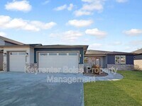 Building Photo - 4401 E Wedge St