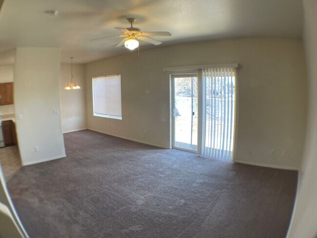 Building Photo - Spacious 3BR Townhome in Bellemont | Fenced Yard + 2-Car Garage