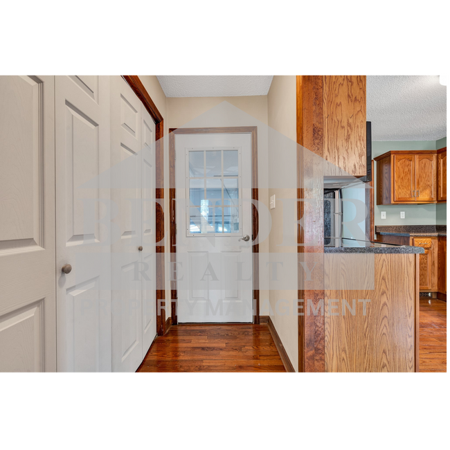 Building Photo - REDUCED!!! BEAUTIFUL HOME