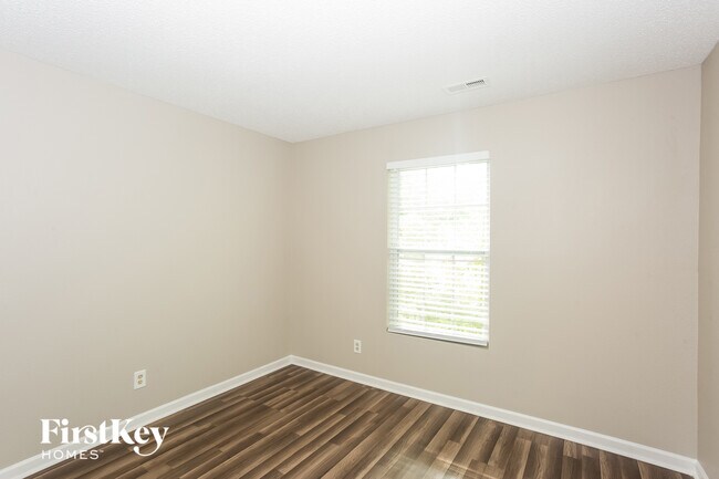 Building Photo - 7120 Sycamore Grove Ct