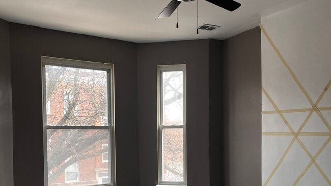 Building Photo - 7352 S Yale Ave