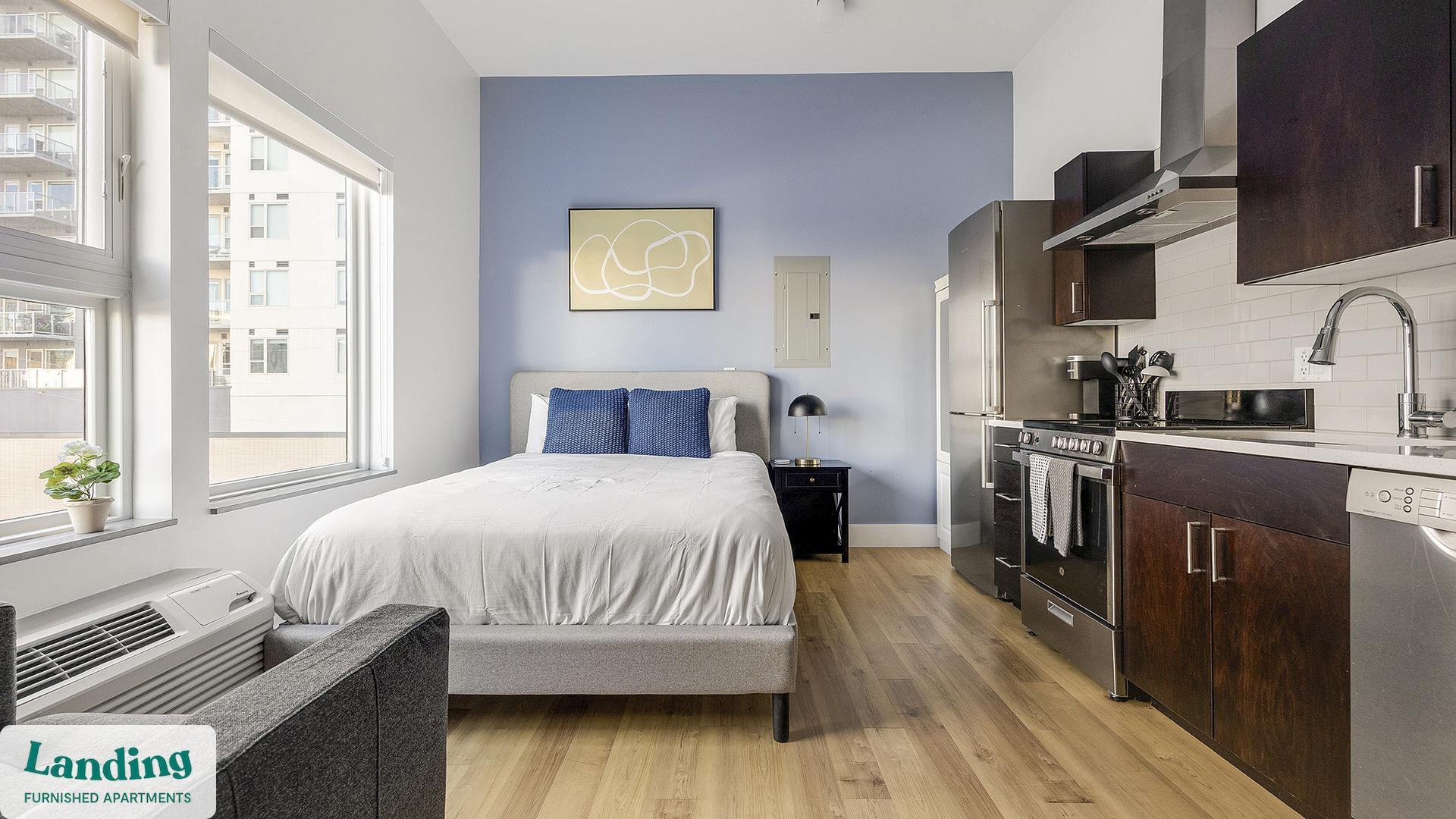 Building Photo - 135 Adams St