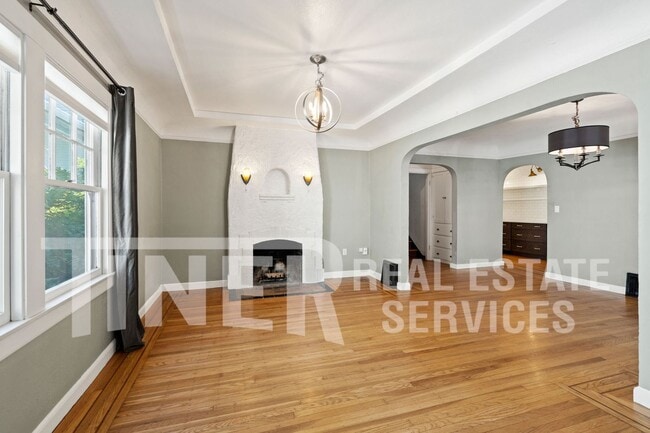 Building Photo - 1321 17th St