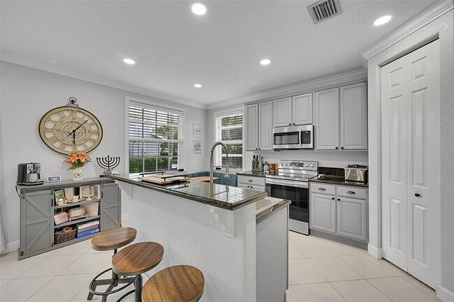 Building Photo - 81 Legacy Ct