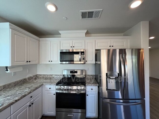 Building Photo - 67410 Rio Veracruz Rd