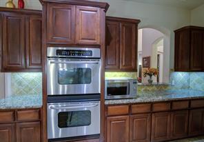 Building Photo - 3204 Sanibel Ct