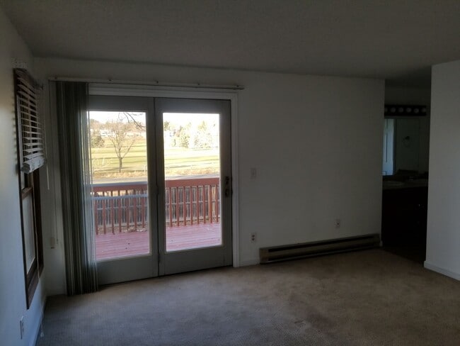 Building Photo - 2836 Troxell Ave