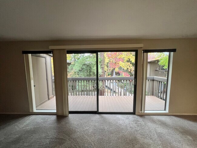 Building Photo - 911 Fulton Ave