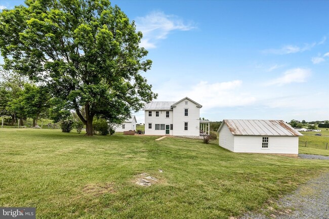 Building Photo - 5452 Middle Rd