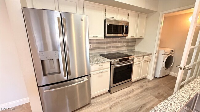 Building Photo - 6650 W Warm Springs Rd