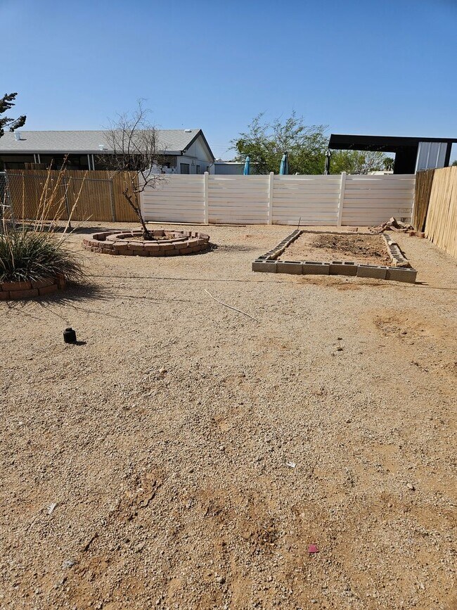Building Photo - 2BED/2BATH MANUFACTURE HOME