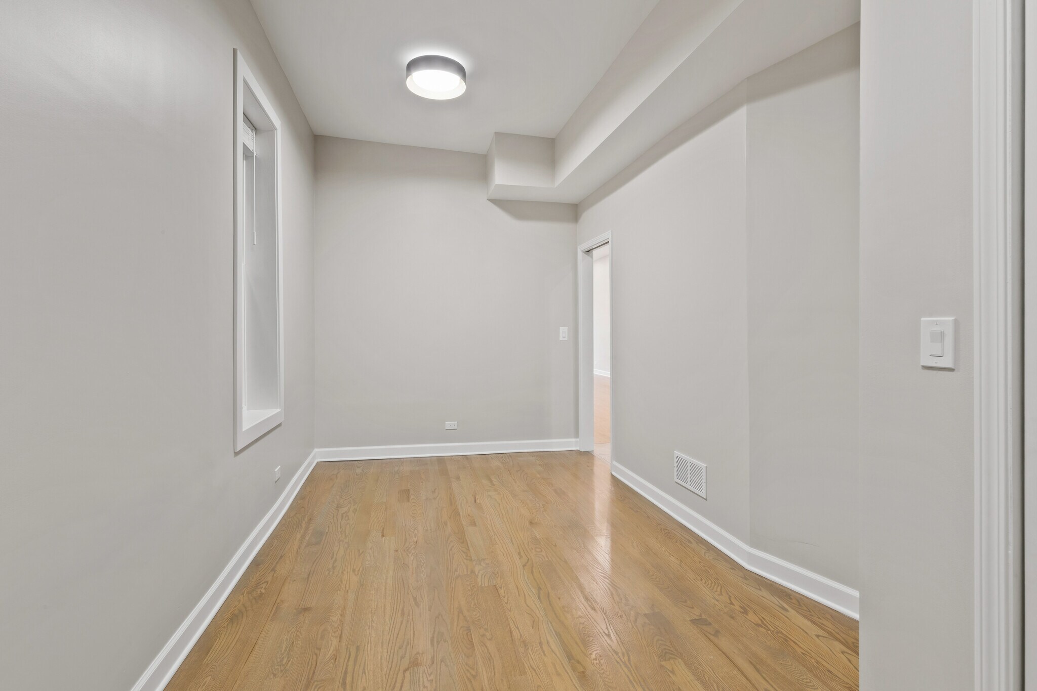 Building Photo - 2653 W Hirsch St