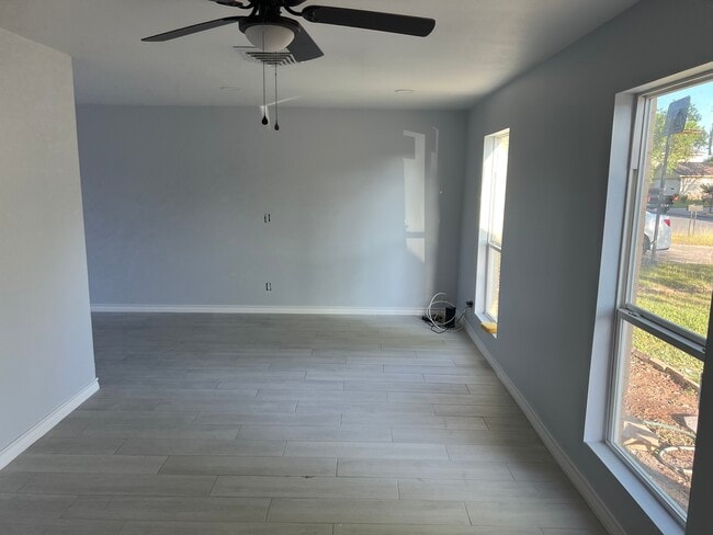 Building Photo - 54 Woodmere Ct