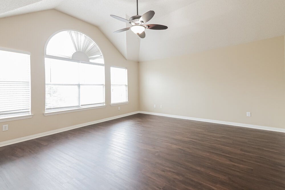 Building Photo - 1619 Marble Falls Dr