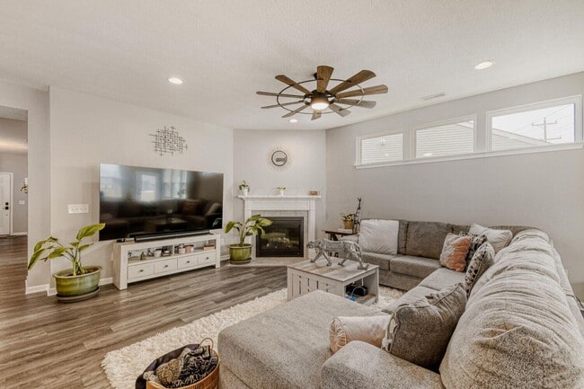 Building Photo - 1585 Nettle Ct