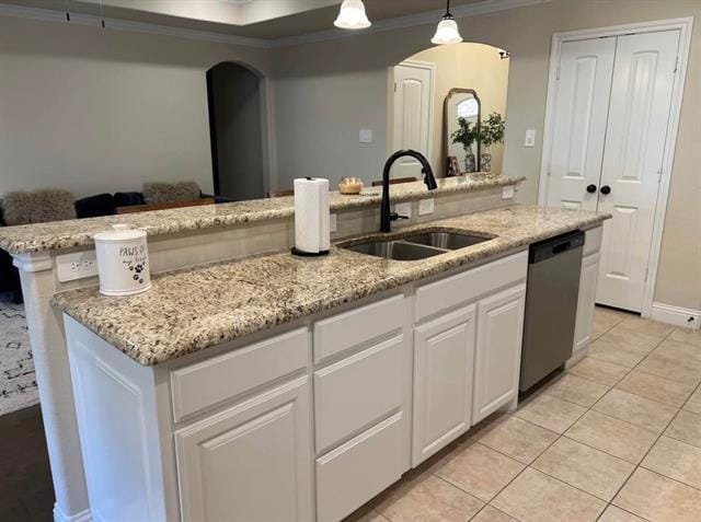 Building Photo - 2105 Hill Crest Ct