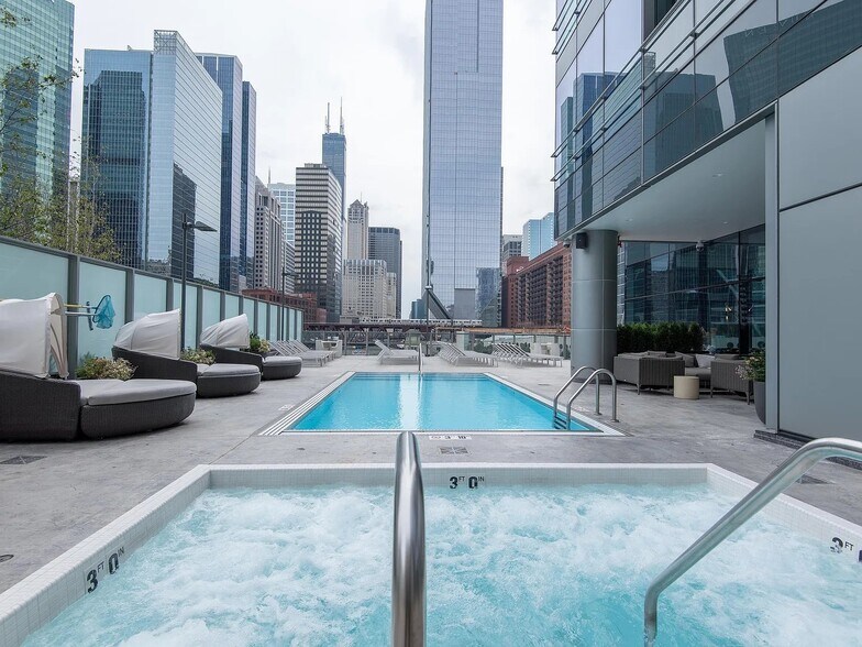 Building Photo - 349 W Wolf Point Plaza