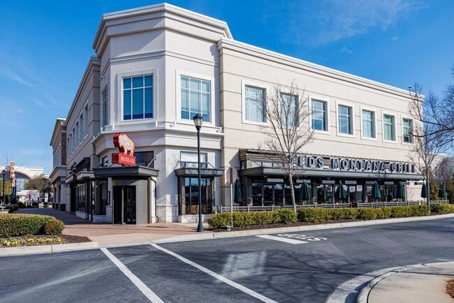 Building Photo - 440 Baroque Dr