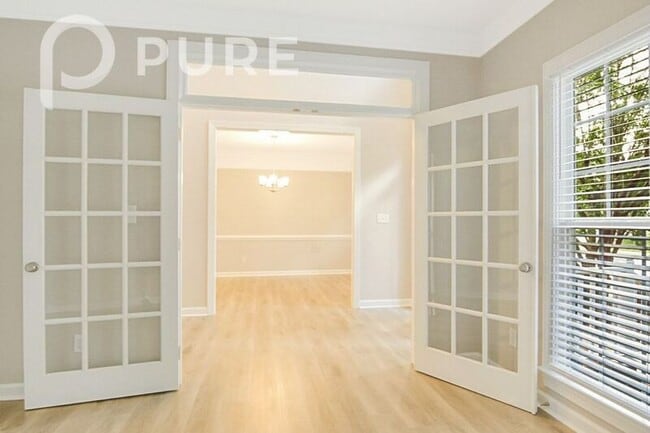 Building Photo - 5824 Clarks Fork Dr