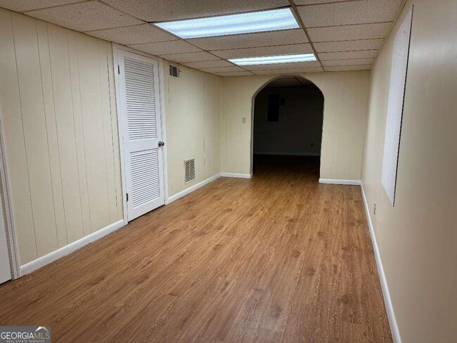 Building Photo - 130 Westover Dr