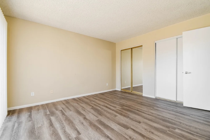 Building Photo - 4227 N 81st Dr