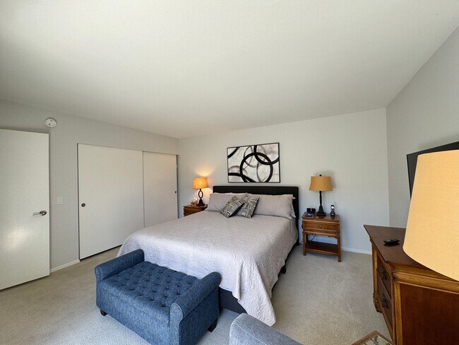 Building Photo - 34983 Mission Hills Dr