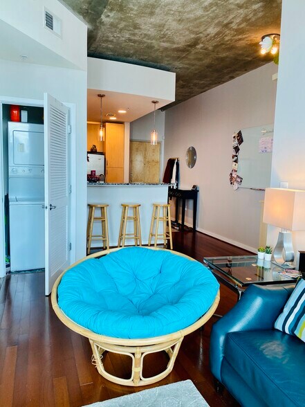 Building Photo - 860 Peachtree St NE