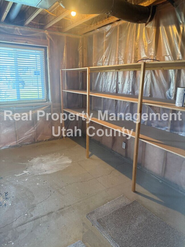 Building Photo - New Lower Price! Large Home in Lehi!