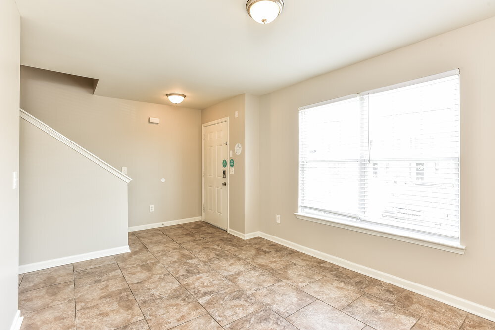 Building Photo - 8043 Logan Dr