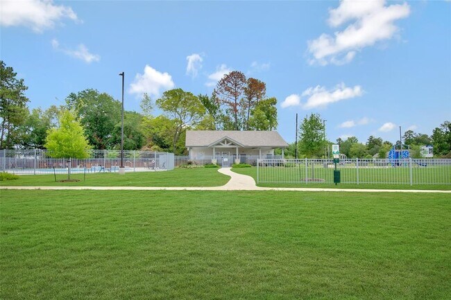 Building Photo - 13119 Everpine Trl