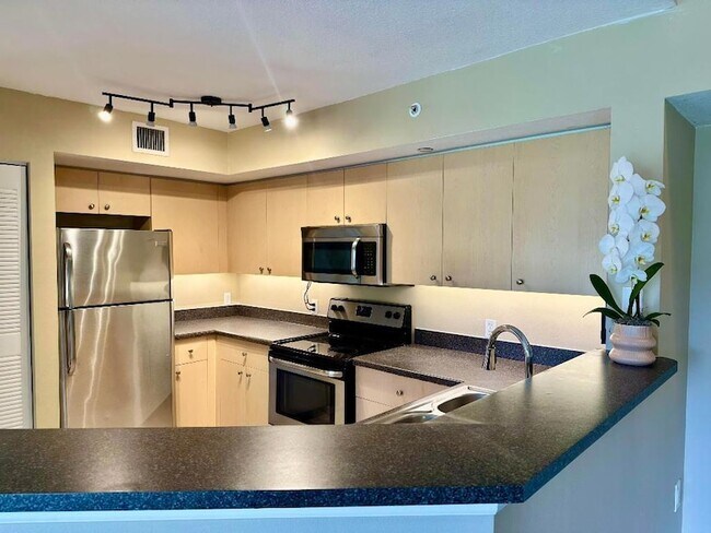 Building Photo - 4151 San Marino Blvd