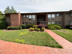 Building Photo - Fresh & Clean, Light & Bright, Spacious 3 ...