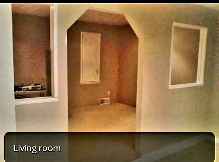 Building Photo - 120 Watkins Ave