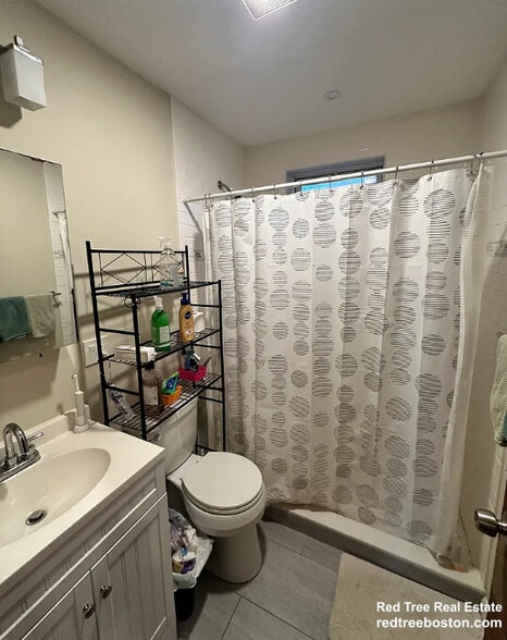 Building Photo - 174 Saint Alphonsus St