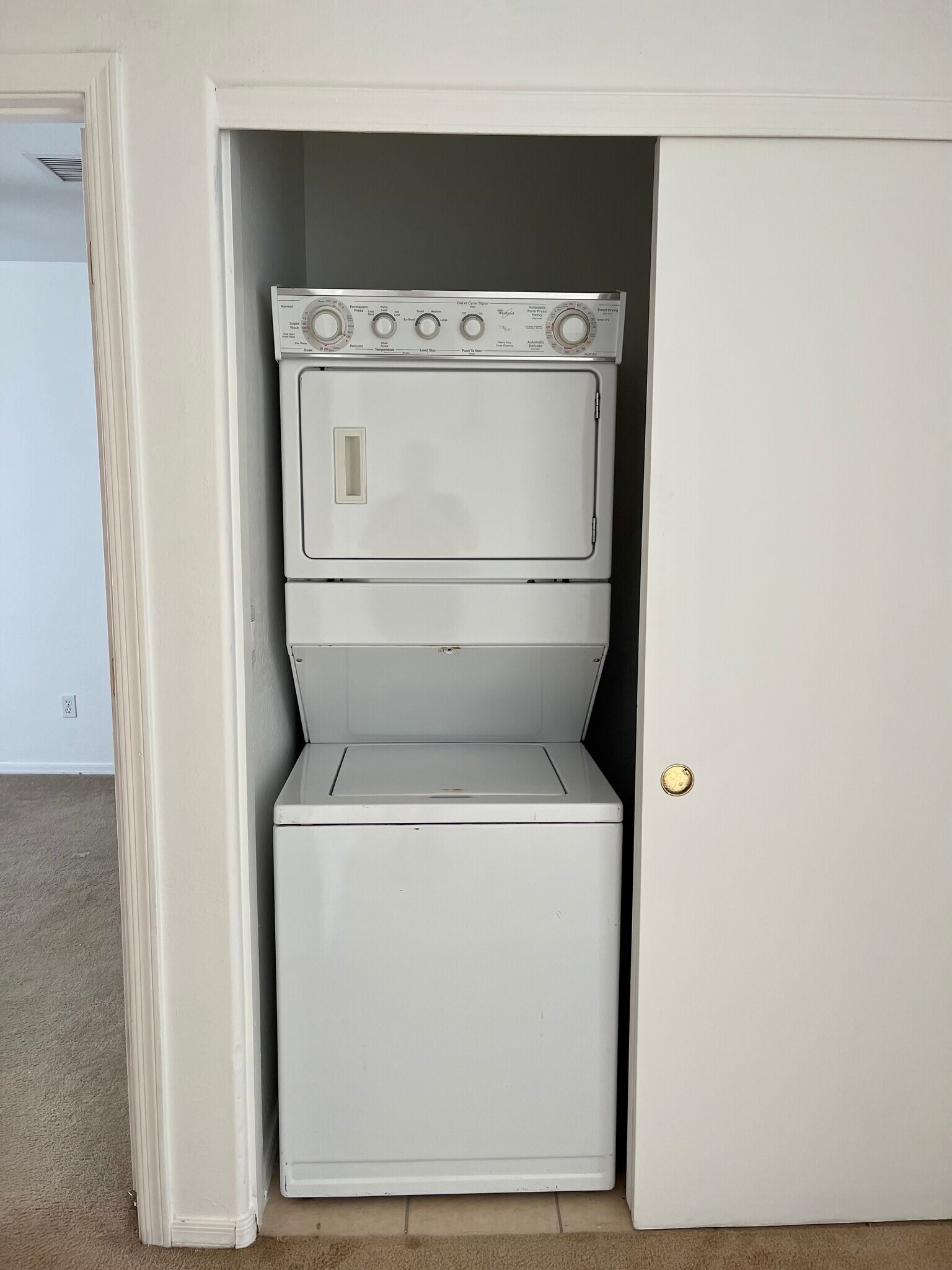 Building Photo - 3940 N Kioha Dr