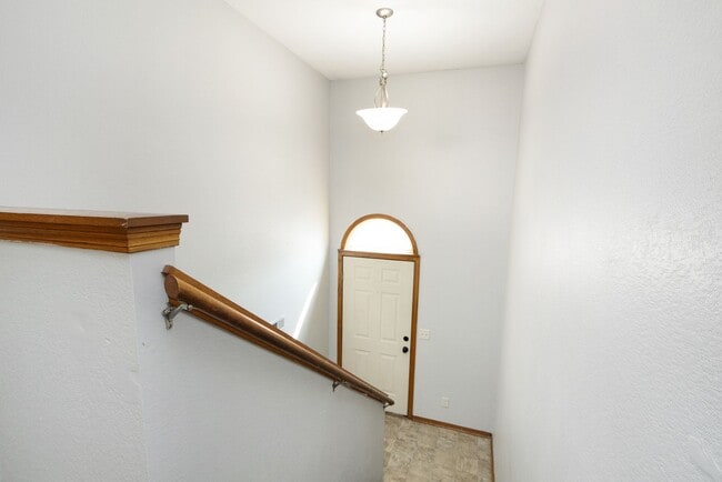 Building Photo - Half Off the First Month's Rent