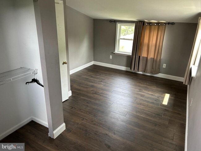 Building Photo - 451 Sawmill Ln