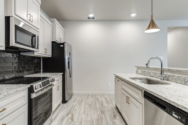 Building Photo - 7030 41st St