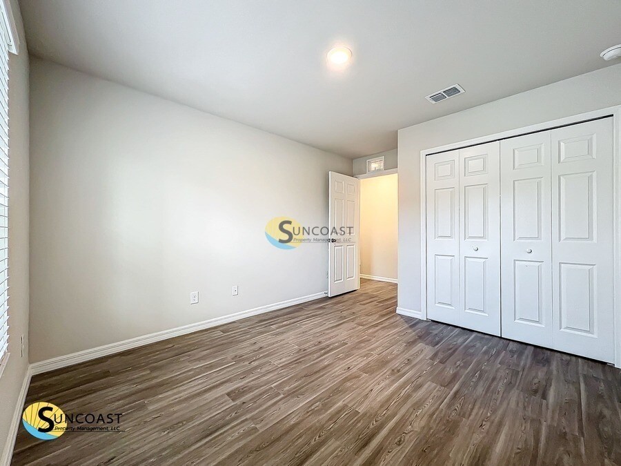 Building Photo - 11210 Rockwell Ave