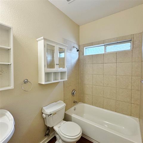 Building Photo - 1328 Fletcher St