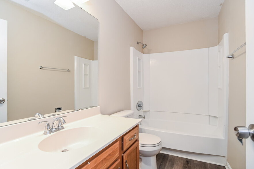 Building Photo - 11240 Isthmus Ct