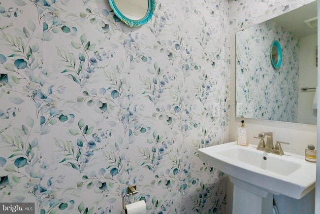 Building Photo - 43011 Prophecy Terrace