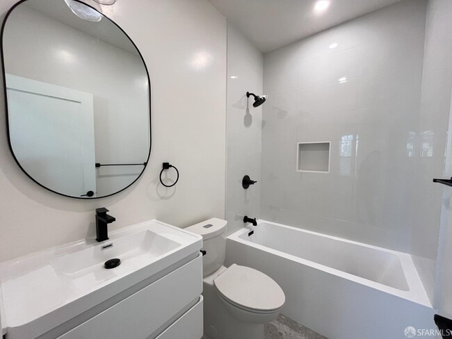 Building Photo - 3643 25th St