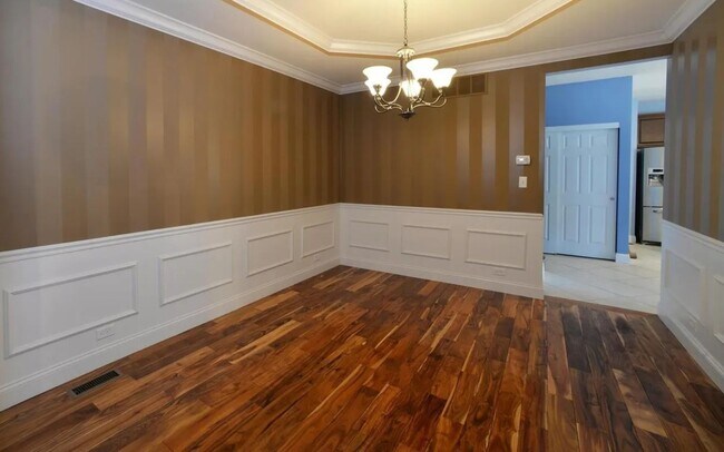 Building Photo - 1425 Red Oak Plantation Dr
