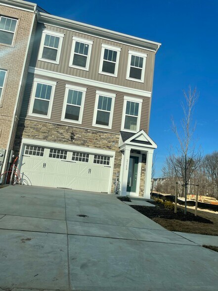COMING SOON - 2143 Otter Creek Cir